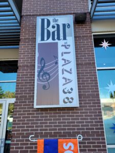 The Bar Plaza 38